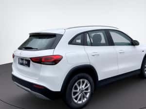 Mercedes-Benz GLA 250 Plug-in Hybrid 2021 — miniatura 2