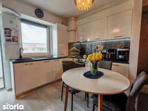 Apartament cu 3 camere, 2 bai , 2 balcoane  -complex Bacovia Fiald — miniatura 5