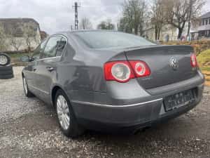 Volkswagen passat highline limuzina  2.0 TDI 140 CP — miniatura 4