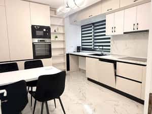 PRIMA INCHIRIERE, 2 CAMERE LA ET 1, VISAN — miniatura 1