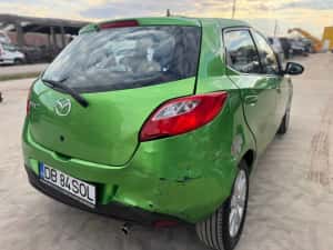 Mazda 2 1.4 i 2008 avariat lovit avariate — miniatura 5