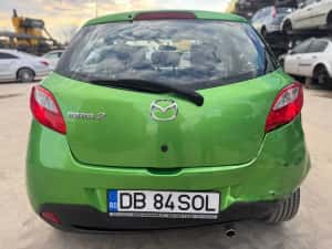 Mazda 2 1.4 i 2008 avariat lovit avariate — miniatura 6