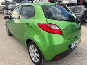 Mazda 2 1.4 i 2008 avariat lovit avariate — miniatura 7