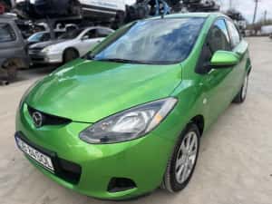 Mazda 2 1.4 i 2008 avariat lovit avariate — miniatura 9