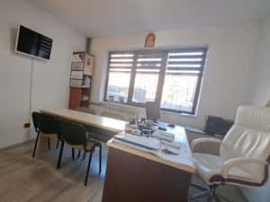 Ocazie - Gara Spatiu Comercial Parter stradal 2 camere 46 mp. finisat. — miniatura 6