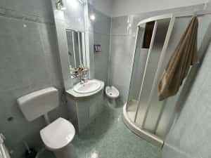 Apartament 2 camere, decomandat - zona Centru — miniatura 8