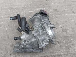 Clapeta acceleratie Audi A4 8K 2.0 TDI cod 04L128063P motor CKF — miniatura 4