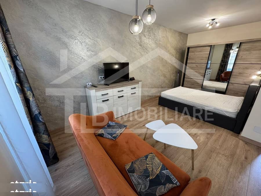 Studio, 36mp, Zona Central — fotografie 1 din 6