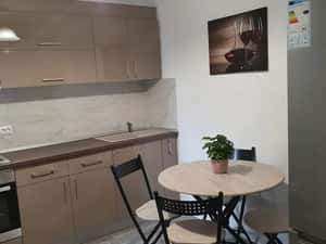 Apartament cu 2 camere de inchiriat Unirii — miniatura 3