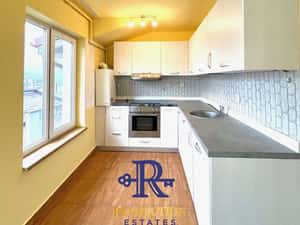 Ap. luminos, complet mobilat si utilat, 2 balcoane, zona linistita — miniatura 5