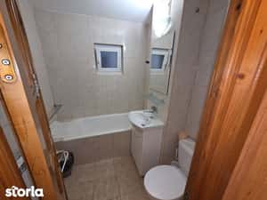 Apartament 3 camere etaj 3 zona micro 17 piata rusilor — miniatura 4