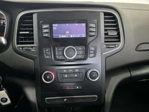 Renault Megane 2021, 27.200 km, 15.000 EUR — miniatura 4