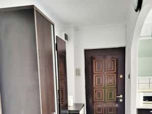 Închiriez apartament cu 2 camere — miniatura 4