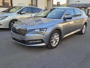 Skoda Superb 2020, 18.000 EUR — miniatura 3