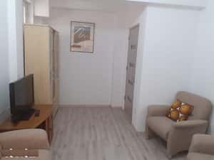 Inchiriez garsoniera decomandata 34 mp. — miniatura 2