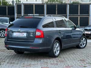 Skoda Octavia Style / 1.6 TDI - 105Cp sau 2.0 TDI - 140Cp/ RATE / Garantie / Climatronic / Istoric Skoda / — miniatura 4