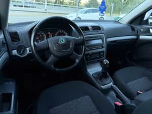 Skoda Octavia Style / 1.6 TDI - 105Cp sau 2.0 TDI - 140Cp/ RATE / Garantie / Climatronic / Istoric Skoda / — miniatura 6