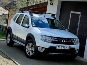 Dacia Duster Prestige 4x4 recent adus — miniatura 3