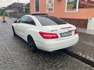 Mercedes Benz E220 CDI Pack AMG — miniatura 3