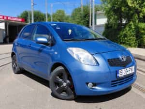 Toyota Yaris Automata ,stare impecabila mecanic si estetic ! — miniatura 10