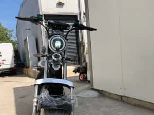 Scuter electric model 2026 — miniatura 9