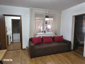Inchiriez apartament la curte cu Dormitor+CameraZi ULTRACENTRAL — miniatura 6