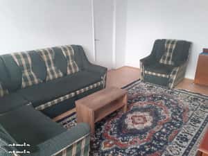 Inchiriez apartament 2 camere in zona centrala — miniatura 3