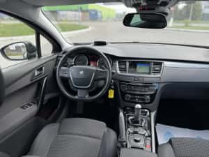 Peugeot 508 SW , Led,Xenon,Head-up,Panoramic,Carte Service + Raport Istoric Km  Distributie Schimbata ! — miniatura 7