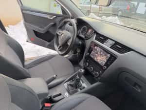 Skoda Octavia Ambition 1.6TDI 116cp DSG / Panorama / Piele / Bi-xenon LED / Distronic+ — miniatura 7