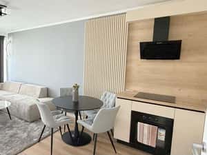Vând apartament 3 camere| 71 mp | Târgoviște | Langa PARC|Luminos NOU