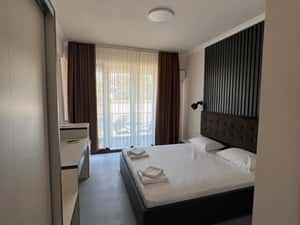 Studio modern de închiriat in Saturn, Mangalia/ Aproape de plaja — miniatura 4