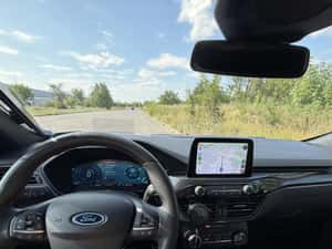 Ford Kuga Automată 225 HP Hibrid (B/E) — miniatura 2