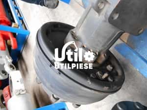 Punte spate ZF Hitachi ZX160 ZX160W ZX180 ZX200 + piese Hitachi — miniatura 4