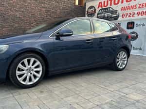 Volvo V40 din 2012, 280.000 km, 6.000 EUR — miniatura 4