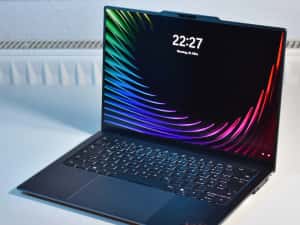 Laptop Lenovo ThinkPad X9-14 2.8K OLED 120Hz Ultra 7 268V 32GB Ram 1TB