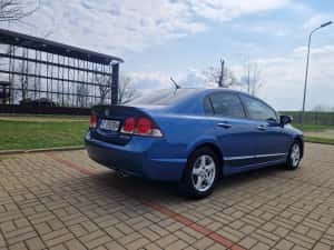 Honda Civic Hybrid — miniatura 4
