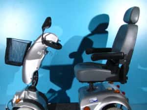 Scuter electric handicap/batrani Dietz Agin - 8 km/h — miniatura 1