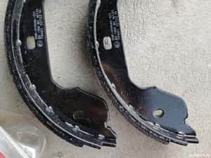 Saboti frana de mână 2 buc NOI.de Bmw (mai multe modele) — miniatura 1