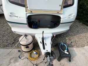 Super rulota Elddis Salvington 2001 off camping boiler gaz, acumulator, 1150kg mma neinmatriculata impecabila pentru anul ei — miniatura 8