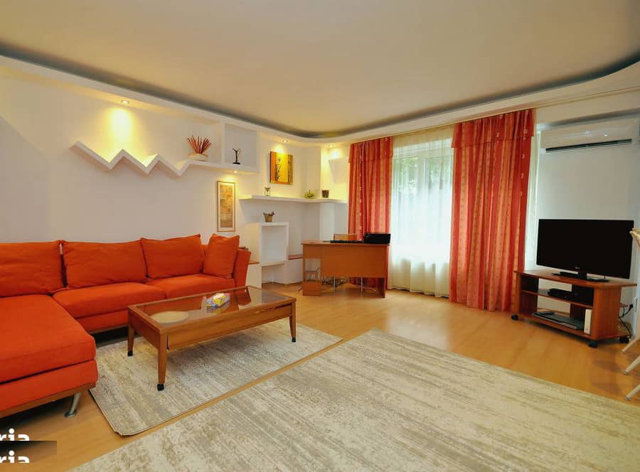 13 Septembrie Panduri apartament 2 camere decomandat, renovat recent — fotografie 1 din 6