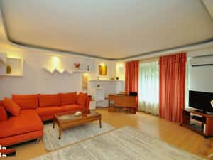 13 Septembrie Panduri apartament 2 camere decomandat, renovat recent — miniatura 3