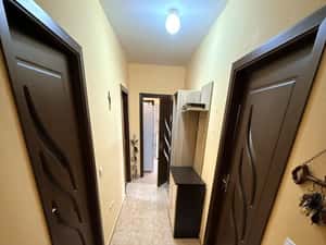 Apartament cu 2 camere+garaj De Vanzare in Floresti