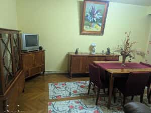 vanzare apartament 4 camere, zona centrala — miniatura 2