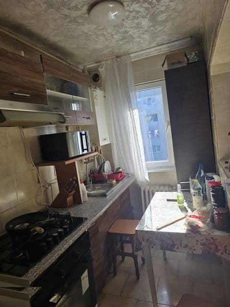 Inchiriez apartament cu 2 camere — fotografie 1 din 6
