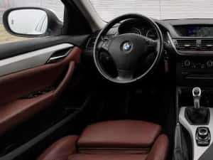 Vand BMW X1 2.0D XDrive 4x4 2012 * LED * SUV inmatriculata RO posibilitate rate / leasing / finantare urgent — miniatura 3