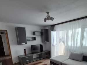 apartament de inchiriat