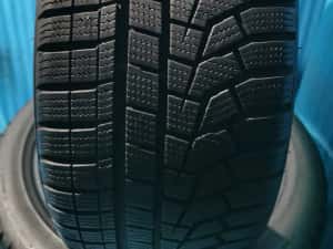 215/45 R17 hankook m+s 2 bucati