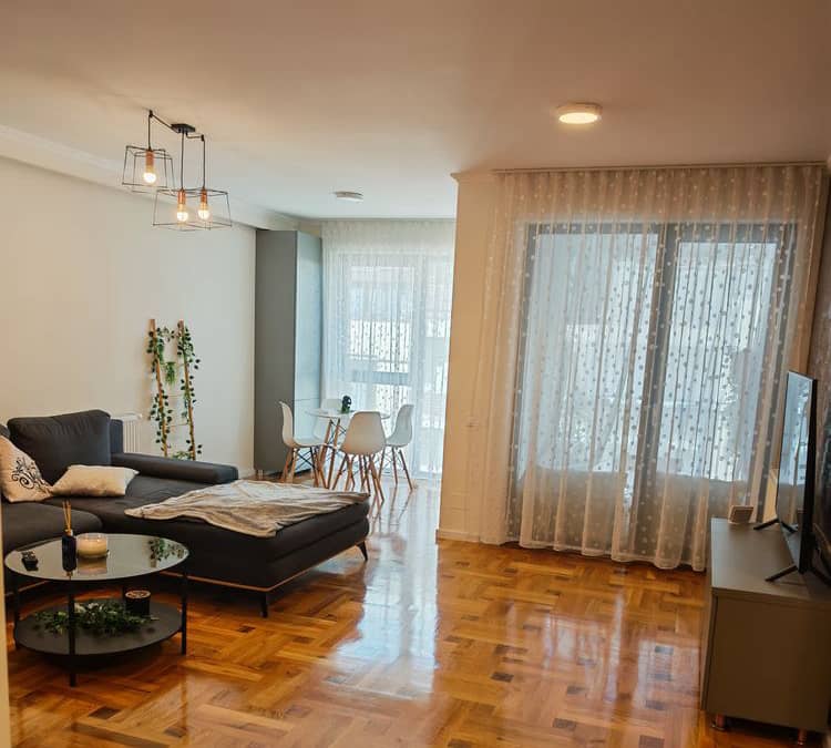 Apartament 2 camere, garaj, balcon - Buna Ziua — fotografie 1 din 6