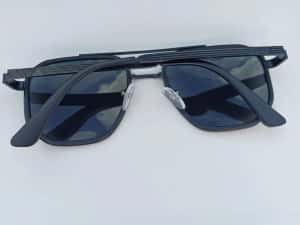 Ochelari de soare armani a negru — miniatura 5