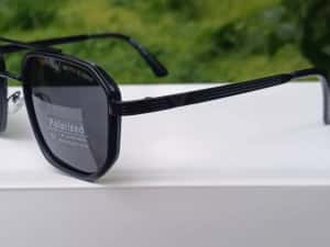 Ochelari de soare armani a negru — miniatura 9